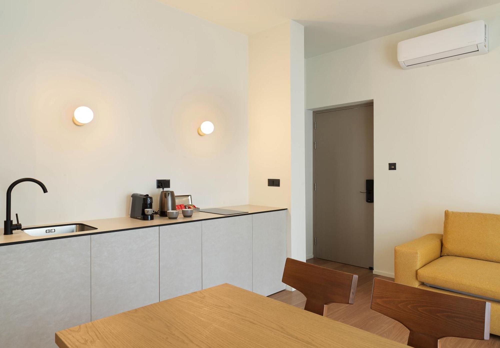Alinea Market Agora Square Limassol Ngoại thất bức ảnh